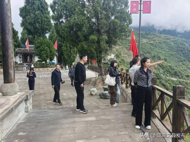 节日我在岗｜文县文旅：国庆长假“不打烊”全心守护您的诗与远方！