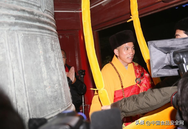 少林寺换方丈后变样了？门票 80 块还带二维码，素斋 50 元竟不给卫生纸！