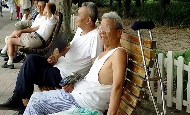 成本28卖72000！坑害全国上千人，国家出手曝光，赶紧告诉家里人