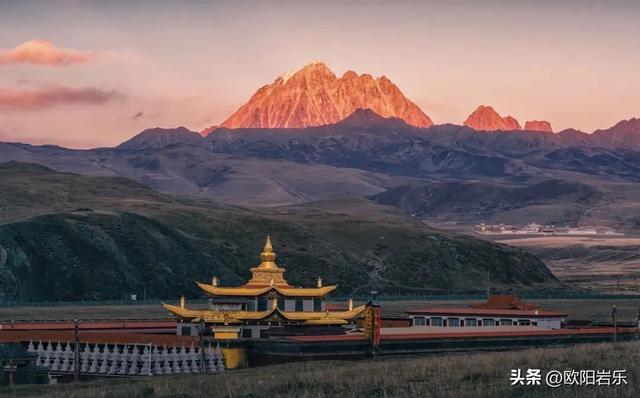 是什么让资深驴友每年秋天都偷偷跑去川西？？