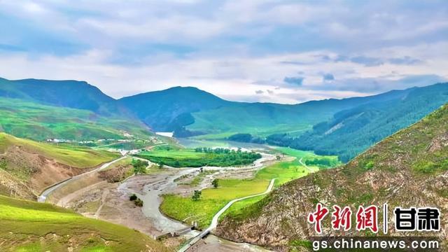 中新武威观丨毛藏初秋：斑斓山水间的温柔诗意