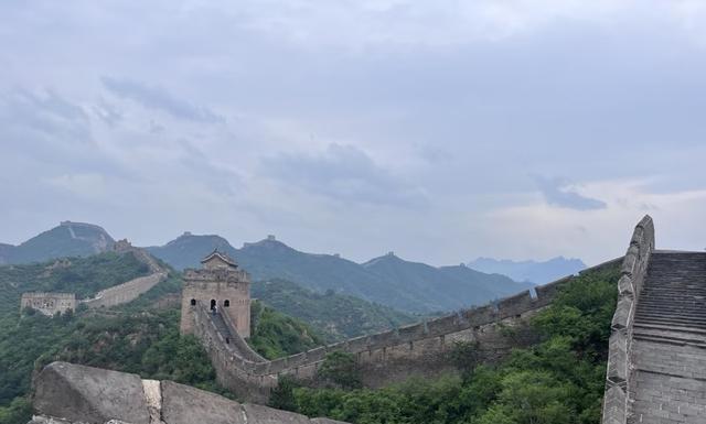 我是四川人，逛完承德金山岭长城，忍不住讲5点印象	。
