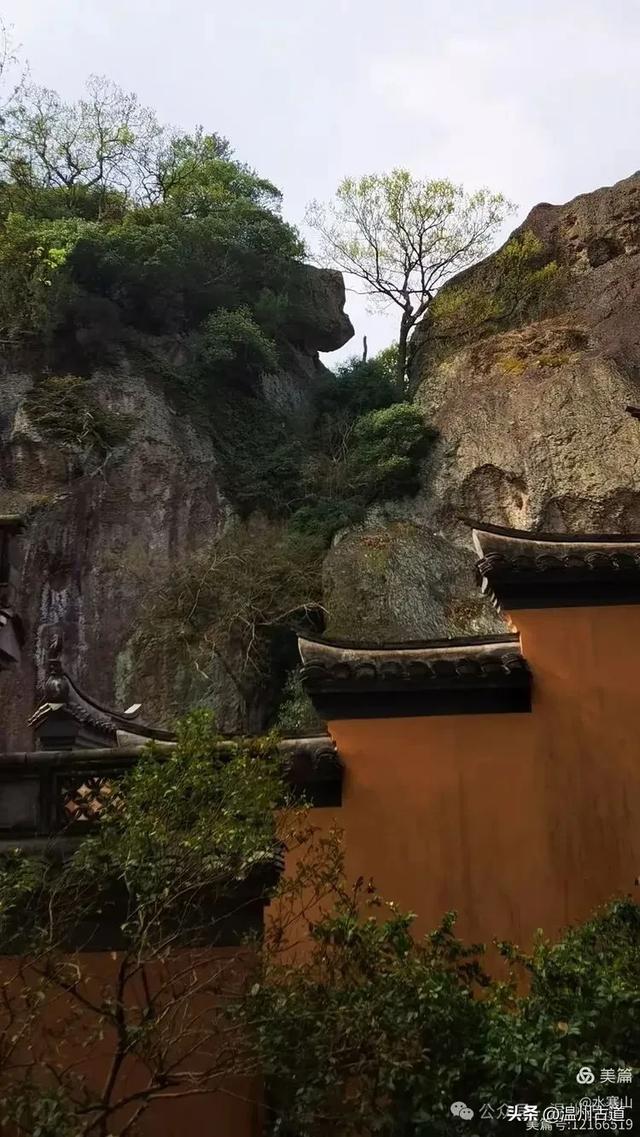 打卡这座1600多年的"越国敦煌"!探秘千年石窟与佛光交织的圣境!
