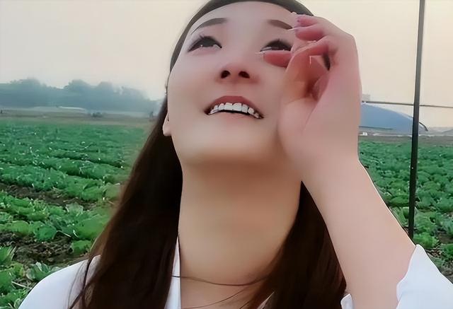 分开三年后，靠着大衣哥走红的陈亚男，终于迎来了自己的“结局”