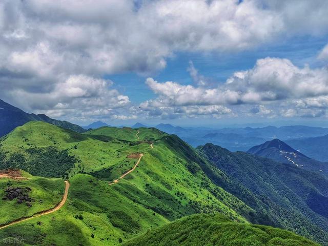 比黄山人少，比泰山秀美，7处小众爬山圣地，山野风光绝佳