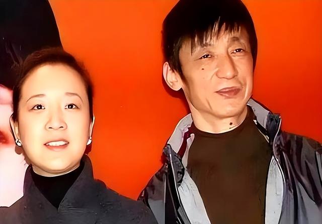 她是国家一级演员！婚内多次给丈夫戴绿帽，丈夫隐忍多年不离婚