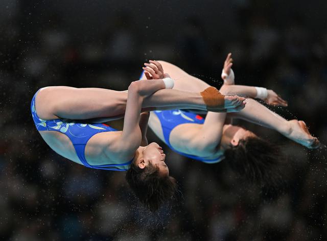 全红婵在国际跳水赛事中的表现如何？