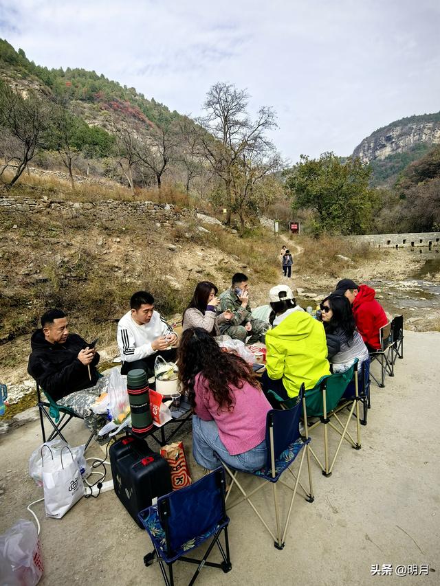 龙洞胜境尤奇崛