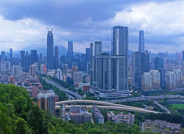 深圳高颜值公园推荐，笔架山公园，湖光山色俯瞰深圳