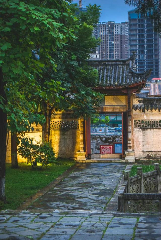 8月旅行地推荐！这10处目的地正过22℃无蚊夏天，还是全年最美！