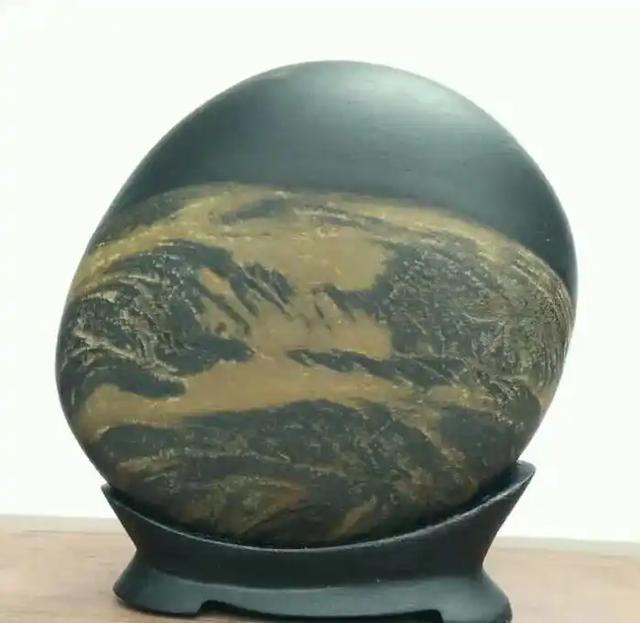 再唠奇石圈俩“顶流”的审美标准：画面石和象形石，这么挑准没错