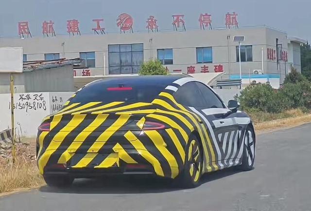 小米新车曝光