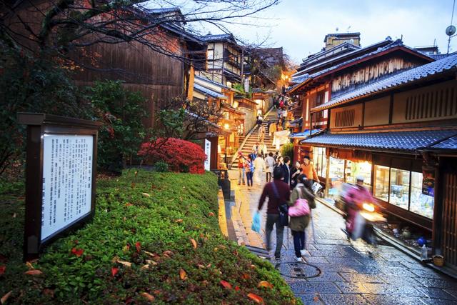 Booking.com缤客首次发布2025中国旅客出境游趋势报告