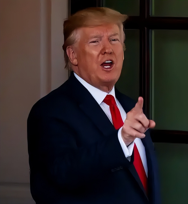 委内瑞拉生死关头之际，无路可退的马杜罗，终于打通了北京的电话