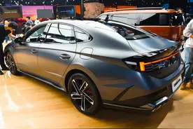 韩系车其实很不错！第11代索纳塔来袭，全新外观，配2.0T+8AT图片