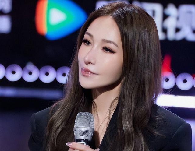 牡丹花下死！46岁"纵欲过度"的萧亚轩，终究为自己选择付了账