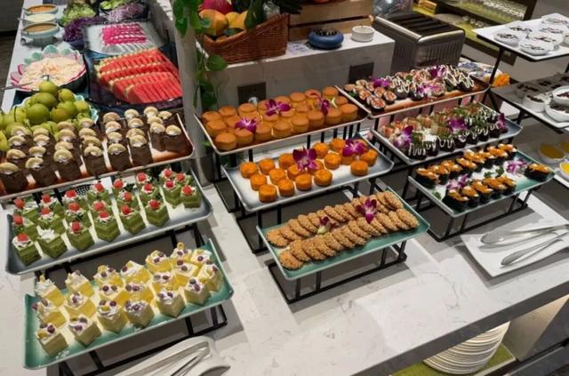 来普洱看“滇超联赛”，住哪更有性价比？丨看滇超 品普洱