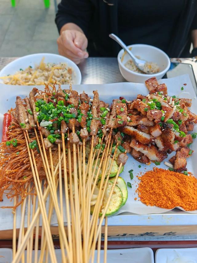 雾锁峰林 山水寻味｜赴一场黔西南冬日之约