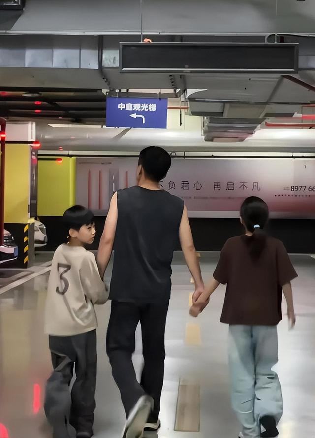 阿坝3对母女遗体又发现一具，在下游17公里石缝中找到，面目全非