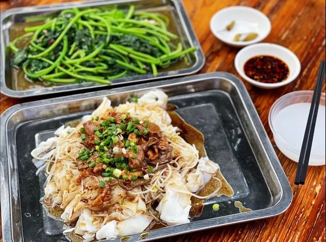 半江碧波，一城风华。这里是龙母故乡、崇德之城——德庆！