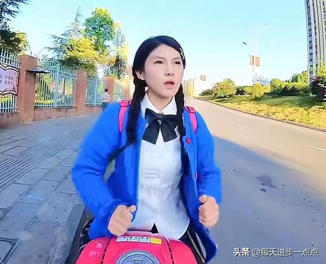 贵州女骑手郑瑶去世，年仅21岁，友人曝原因，再有一年护士转正