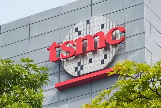 小米玄戒O2再次被确认：ARM公版架构+15%的IPC提升，规模也够大