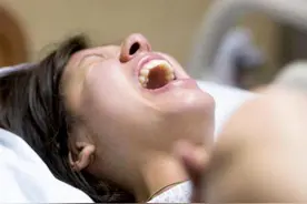 生娃时，产妇最怕医生说的3句话，过来人：直想钻进地缝去图片
