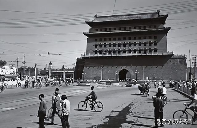 抗联最大叛徒，解放后改名入伍成军官，因北京一场大雨而意外暴露