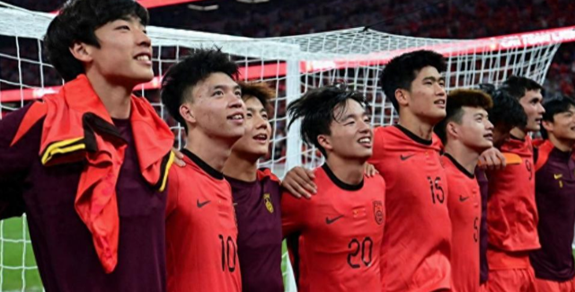 离春节还不到30天	，4位名人相继翻车，没一个值得同情，个个离谱