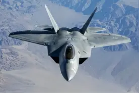 同样是五代机，美国F22停在恒温机库，为何中国歼20却停在车库？图片