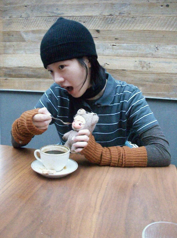 私生活"混乱"？定居国外的"风流才女"徐静蕾，为自己的行为买了单