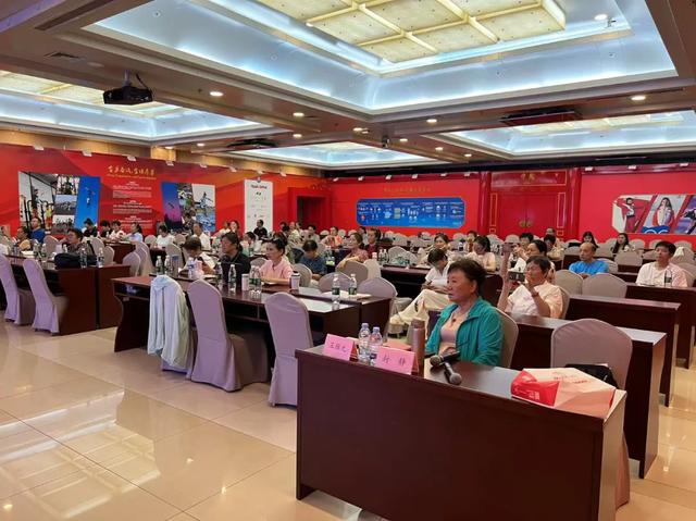 与AI 同行｜2025年海太协会第四期AI课程短训班成功举办