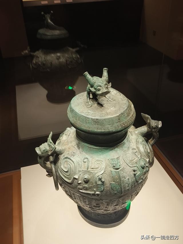 在辽宁省博物馆新馆的一楼特展区，能集中看到不少这里的镇馆之宝