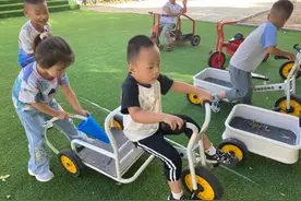 快乐骑车，一“骑”加油——利津县盐窝镇中心幼儿园北岭分园开展提升户外游戏活动图片