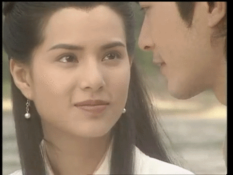 被老头“白嫖”10年，还倒贴上亿，59岁不婚不育的李若彤	，后悔吗