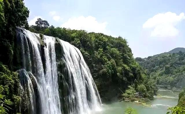 一种新型的异性关系、在中年男女间悄然流行：你知我心，我知你意