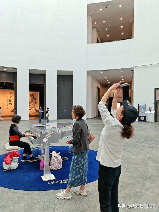 参观广州艺术博物院！它的独特岭南风格和现代美感成为广州新地标