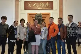 把所有研究生都培养成科研人员并不现实，那导师的作用究竟是什么？图片