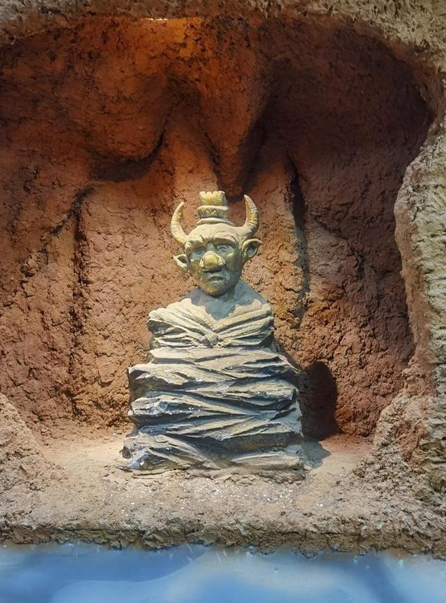 游新疆中国热极火焰山