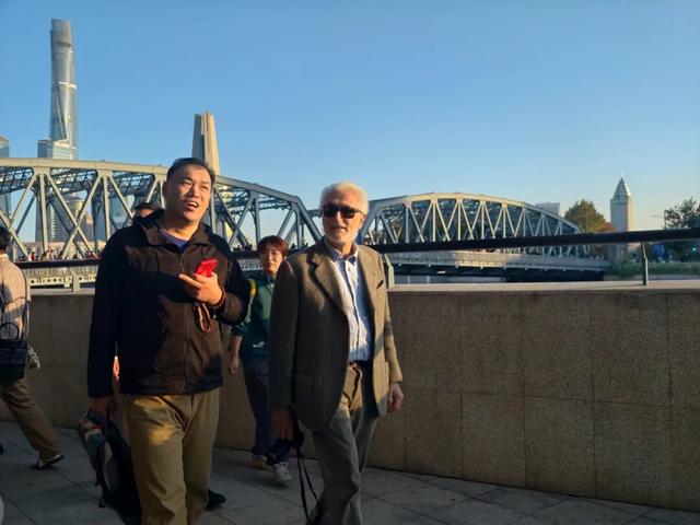但丁后裔再访北外滩，感受滨江新貌