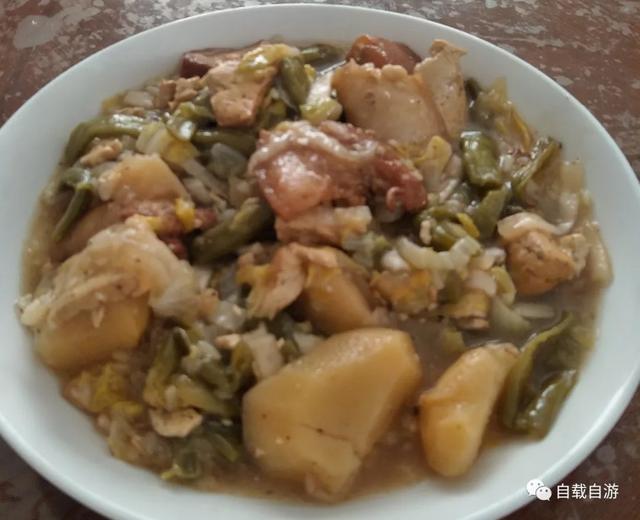 乌海 内蒙新城 周总理定名 成吉思汗铜像是城市地标 蒙餐汉餐各具特色