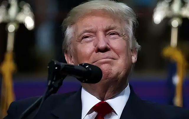 被美国教训后，加拿大通知中国：加税25%！中方转手将订单给了澳大利亚，卡尼摊上事