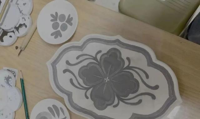 太上头！去景德镇画盘子成风潮，网红打卡过时，300块玩出仪式感