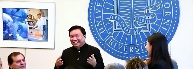 报应来了！捐给美国7千万，满嘴“中国穷关我啥事”，如今破产了