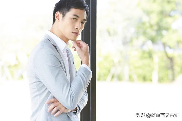 女人与男人交往，为什么要先谈钱，后谈感情，说出来句句戳人心！