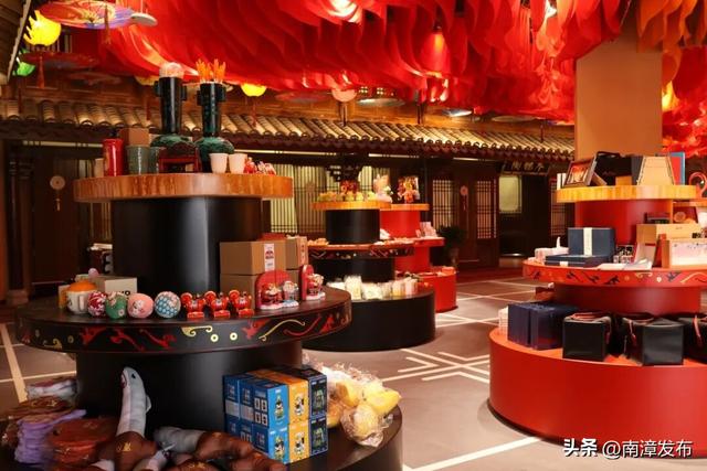 开馆啦！南漳文旅新地标已就位，穿汉服、下AI棋、逛数字汴河…