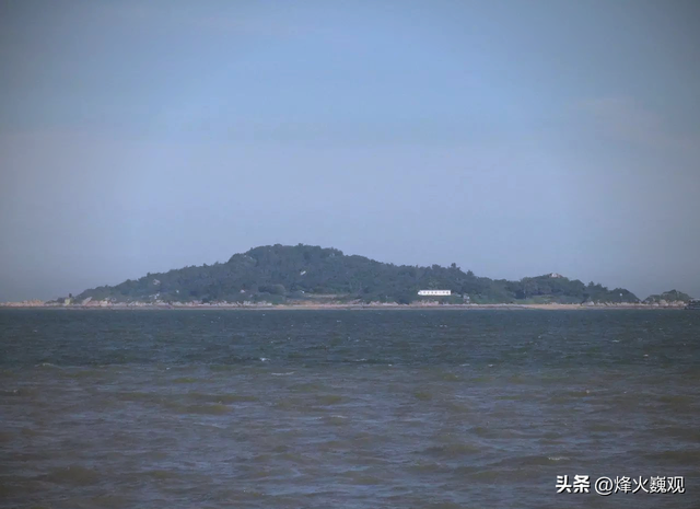 解放军刚包围台岛，郑丽文发火	，李乾龙赶赴金门，民进党闯下大祸