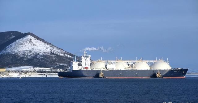 日本最惧怕的敌人出拳了，日方求见中国，中方的回应“震耳欲聋”