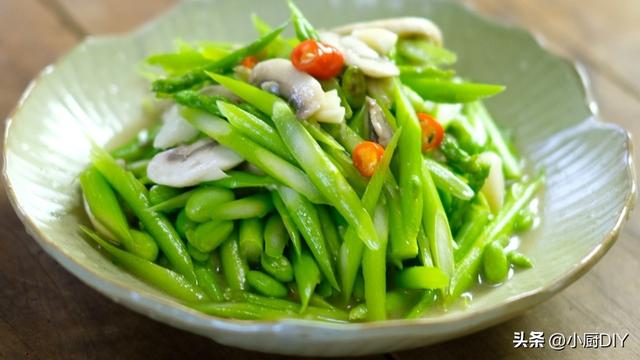 在家炒菜不好吃？78岁老师傅：掌握“3个关键点”，炒菜飘香百米
