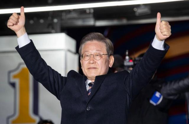 李在明都点赞了：周五下班去上海旅游，成韩国青年的新风尚